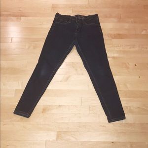 SOLD Mossimo mid rise jegging dark wash